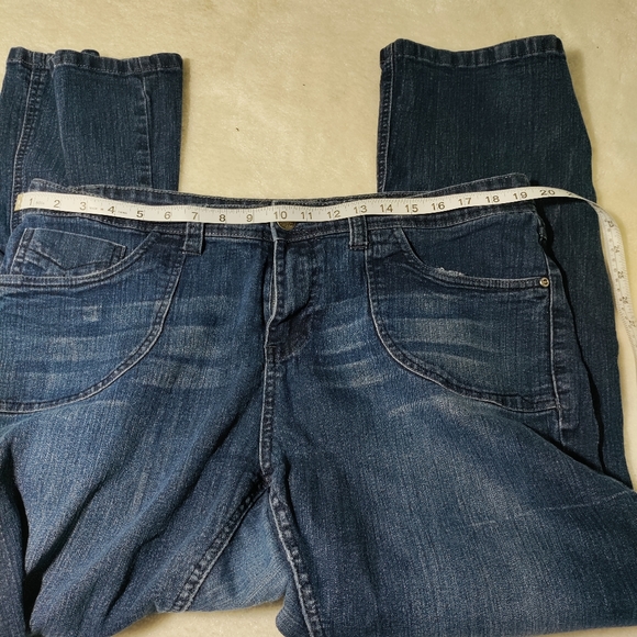 2 pairs of jeans/est. 1946 denim and dots jeans. - Picture 6 of 16